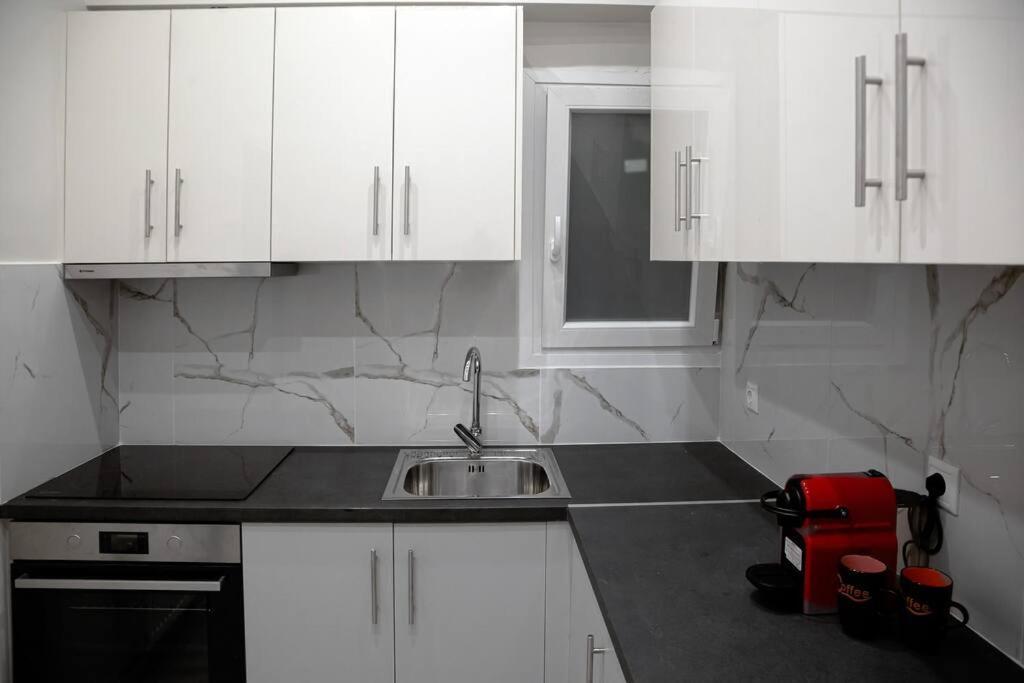 Elegant Two Bedroom Апартаменты